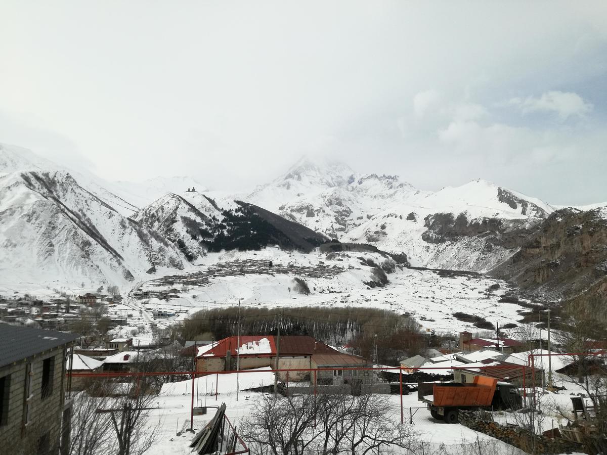 Гостевой дом Закат Казбеги Экстерьер фото